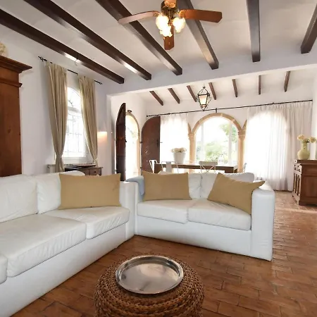 Belvilla By Oyo Villa Rivas * Javea